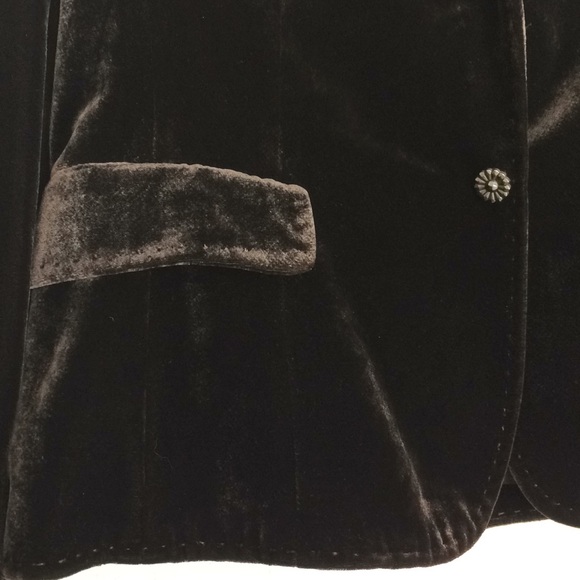 Tahari dressy glimmering velvet blazer in silk rayon blend - Picture 8 of 8